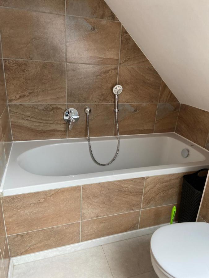 Casa Andrea 4 Zimmer Wohnung Wallersdorf Bagian luar foto